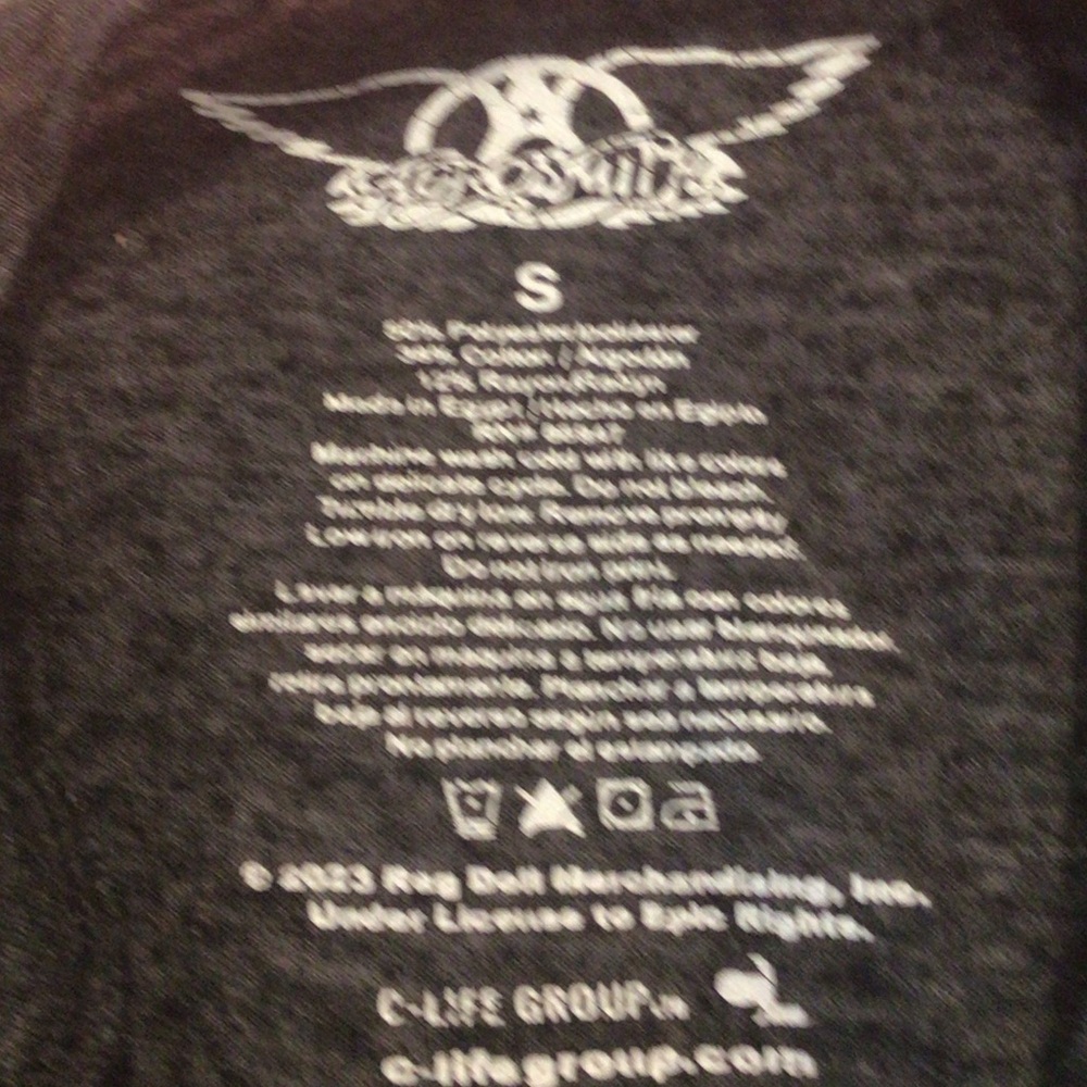 Aerosmith Graphic Tee cropped size small - Picture 3 of 3